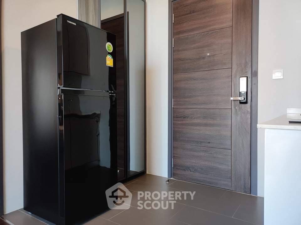 picture 1-BR Condo At C Ekkamai, 16th Floor, ARL Ramkhamhaeng (ID 648621) - 3/12