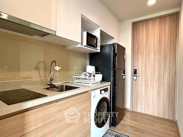 picture 19th-Floor 1-BR 28 Sqm Condo At Noble Around Sukhumvit 33, BTS Phrom Phong (ID 2977315) - 1/8