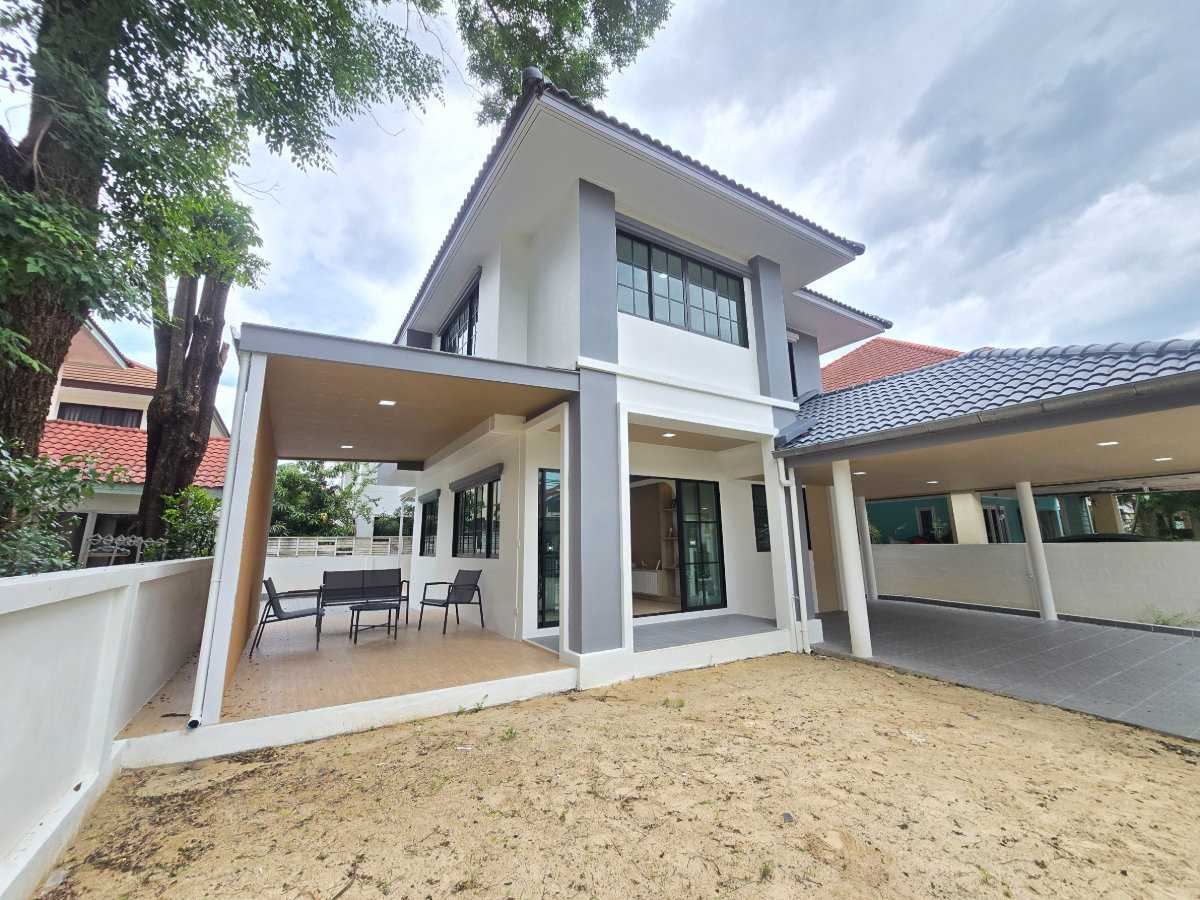 รูป บ้านเดี่ยว 2 ชั้น รีโนเวทใหม่ ตกแต่งสวยงาม หมู่บ้าน สัมมากร มีนบุรี 2" แต่งสวย โมเดิร์น มีมุมนั่งเล่น บรรยากาศร่มรื่น กว้างขวาง ใกล้รถไฟฟ้าสายสีชมพู - รูปที่ 16/40