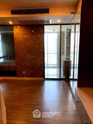 Condos for rent : 1-BR Condo At The Room Sathorn, 47 Sqm near BTS Saint Louis (300m) (ID 3146065)