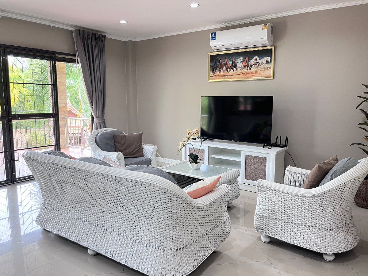 picture oneonetwo ressidane 2 bedrooms, 2 bathrooms, fully equipped kitchen. - 2/12