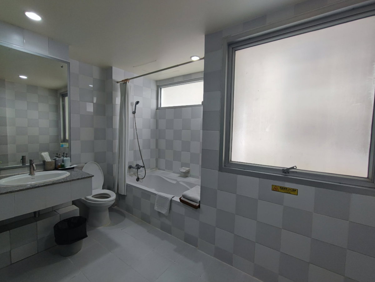 รูป 👉ให้เช่า 6,000 The Color Living Hotel (ถ.เทพารักษ์ สมุทรปราการ) 👉ใกล้ MRT ศรีเทพา (สายสีเหลือง) และ ใกล้สี่แยกเทพารักษ์ - รูปที่ 6/9