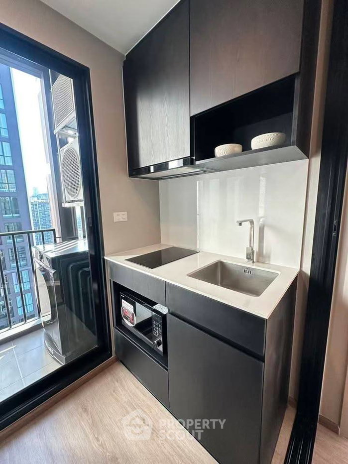 picture 22nd-Floor 1-BR 30 Sqm At Nue District R9, 200m To MRT Phra Ram 9 (ID 3150440) - 14/16