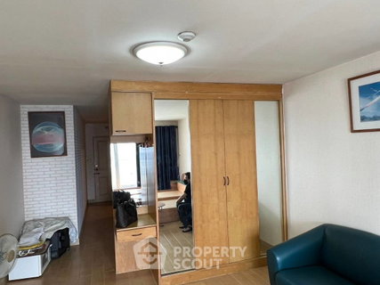High-Floor 1-BR 42 Sqm For sale at Sarin Place near BTS Ratchayothin (ID 3153433)