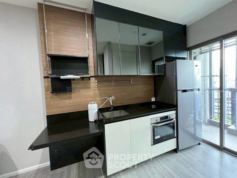 1-BR Condo At The Room Sathorn - St. Louis, 6th Floor Near BTS Surasak (ID 2527441)