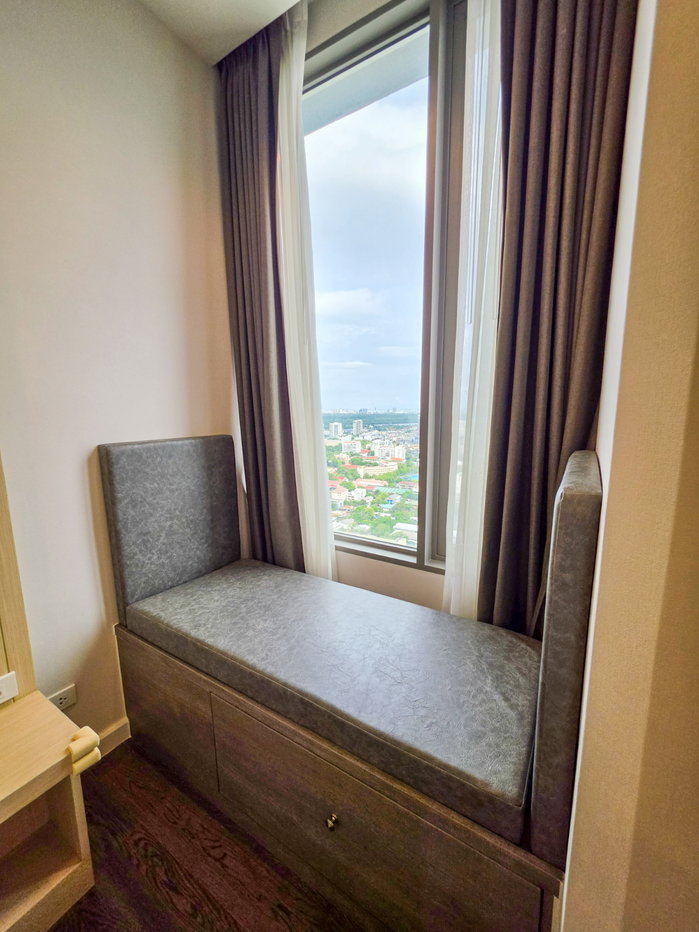 picture condo 𝗡𝗮𝗿𝗮𝟵 𝗖𝗼𝗻𝗱𝗼𝗺𝗶𝗻𝗶𝘂𝗺 fully furnished and best price ready to move in - 9/12