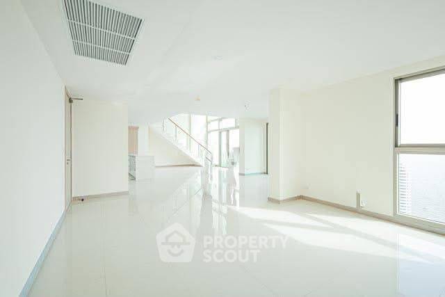 รูป คอนโด 5 ห้องนอน ขาย ที่ เดอะ ริเวียร่า จอมเทียน ชั้น 43 329 ตร.ม. (ID 3153631) - รูปที่ 2/25