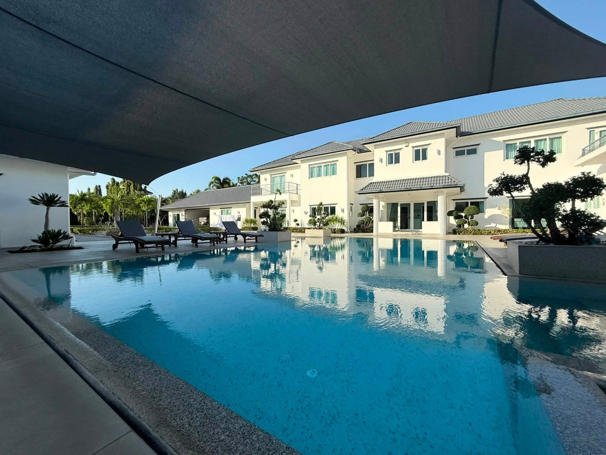 รูป ขายคฤหาสน์หรูพัทยา 8 ห้องนอน ทำเลมาบประชัน พร้อม Infinity Pool & เรือนรับรองสุดเอ็กซ์คลูซีฟ - รูปที่ 2/27