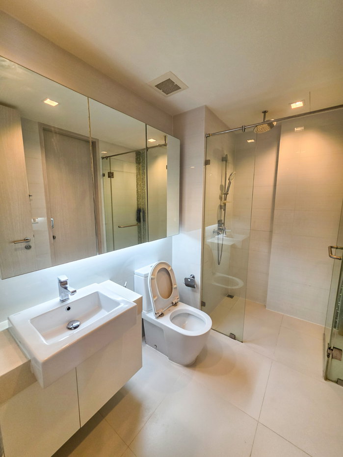 picture condo 𝗡𝗮𝗿𝗮𝟵 𝗖𝗼𝗻𝗱𝗼𝗺𝗶𝗻𝗶𝘂𝗺 fully furnished and best price ready to move in - 11/12