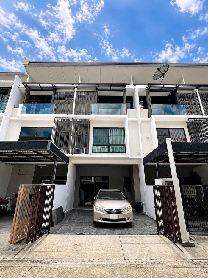 รูป ให้เช่า Townhome 3 ชั้น The Landmark Ekkamai - Ramintra ทาวน์โฮมสไตล์โมเดิร์น ทำเลดีใจกลางลาดพร้าว - สุคนธสวัสดิ์ ใกล้ทางด่วนและสิ่งอำนวยความสะดวกครบ - รูปที่ 22/22