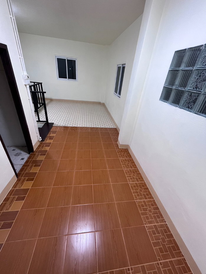 รูป ให้เช่า บ้านทาวเฮ้าส์ ใกล้ตลาดโกสุมร่วมใจ 3 ห้องนอน 2 ห้องน้ำ 3 ชั้น ดอนเมือง ทักไลน์ @802dkhwu ตอบเร็ว นัดดูห้องได้ทันที - รูปที่ 4/10