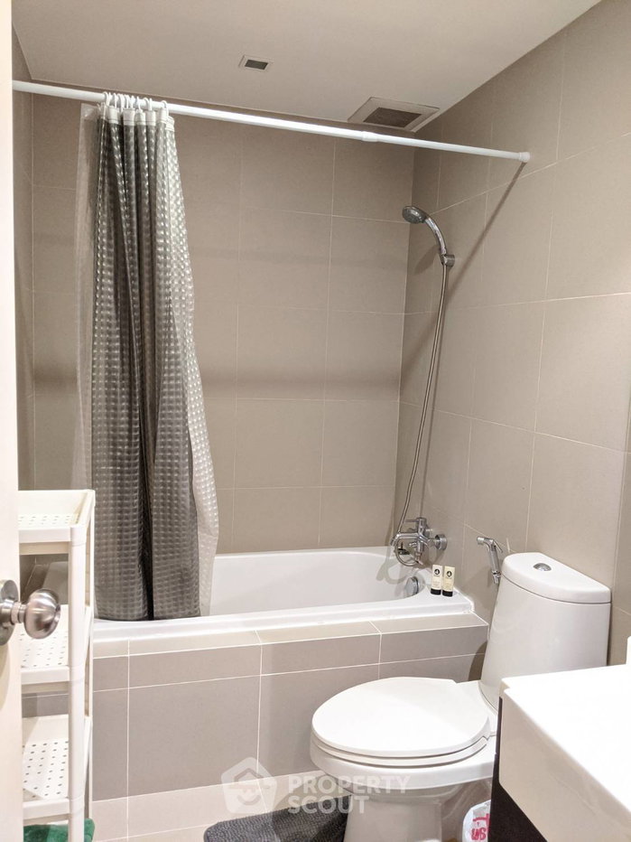 picture 1-BR Condo 39 Sqm At Noble Remix, 100m to BTS Thong Lor (ID 575329) - 9/10