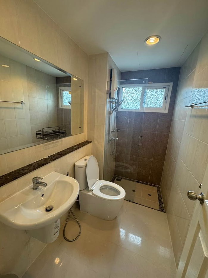 รูป R3124 ให้เช่าทาวน์เฮ้าส์ 3 ชั้น หลังมุม บ้านกลางเมือง เออร์บาเนี่ยน พระราม 9-ลาดพร้าว (ว่างค่ะ) - รูปที่ 10/32