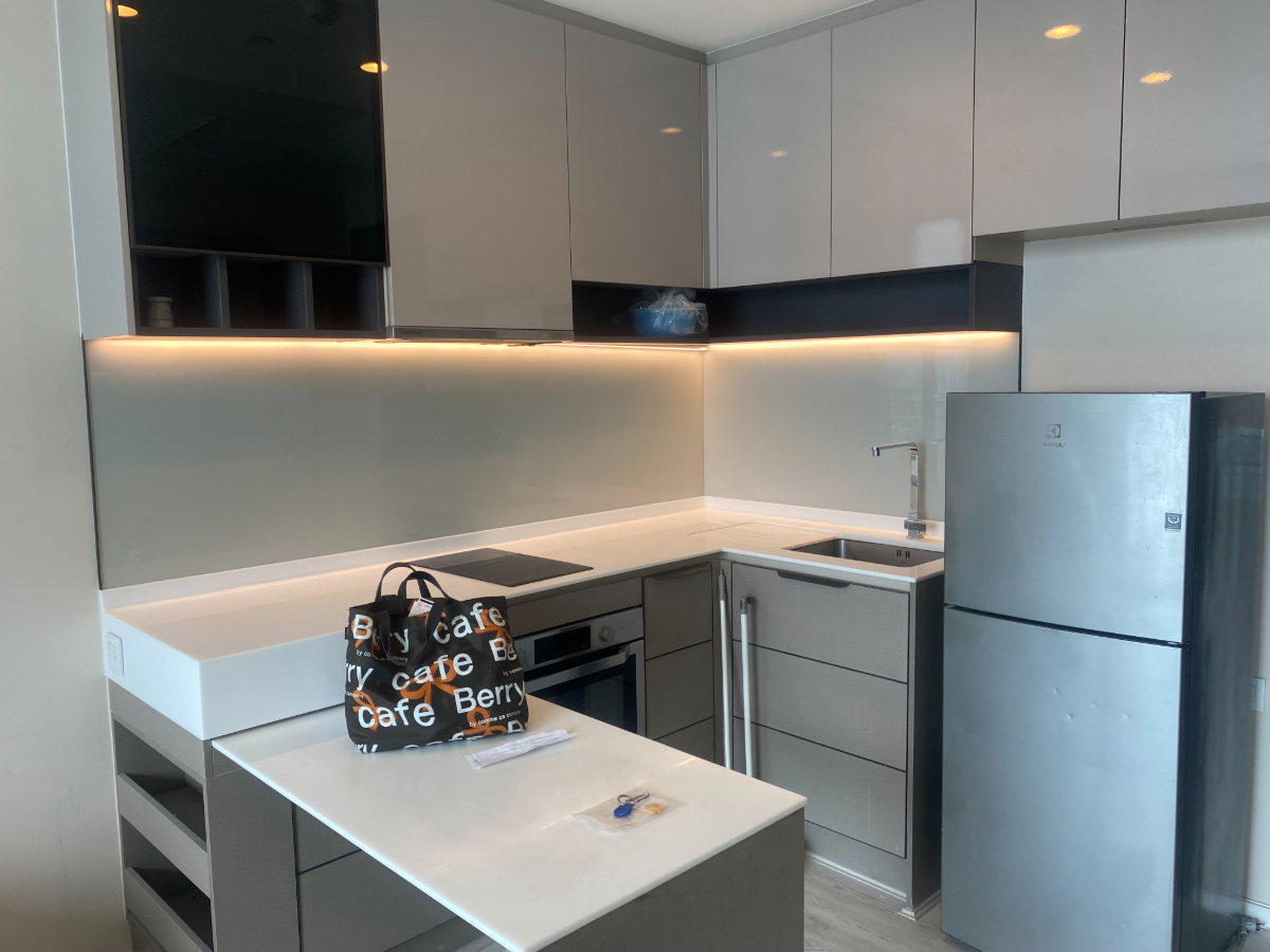 picture For Rent: 333 Riverside Condo | Tower A, 18th Floor | 45 sq.m. - 9/11