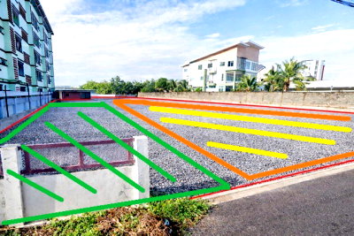 Land for rent Lam Luk Ka : Thupatemi Golf Course 3 km. Lotus Lam Luk Ka Khlong 2, only 449 m. Land filled in for rent, 300 sq m., 2 plots, total 1,200 sq m., near BTS Khu Khot