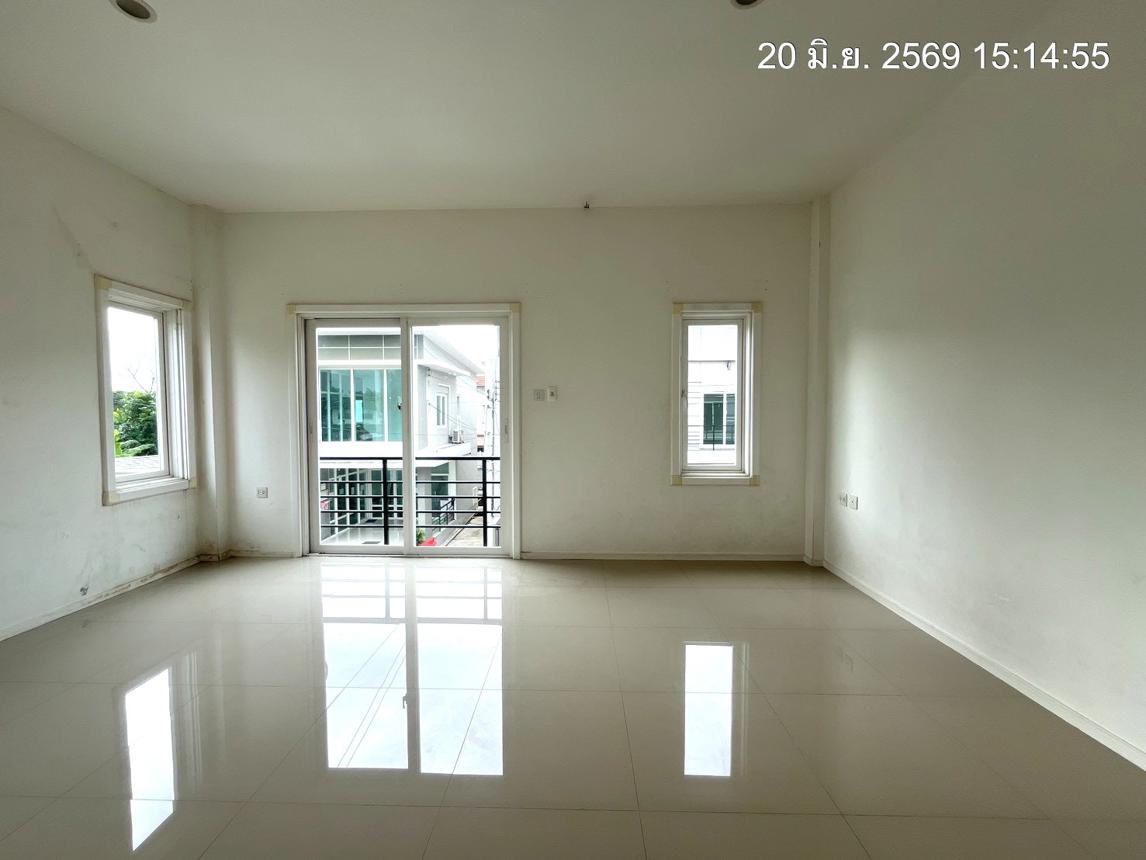 picture TOWN HOUSE 17.7 Sq.w. Khlong Sam Wa Bangkok for 2.6M - 19/30