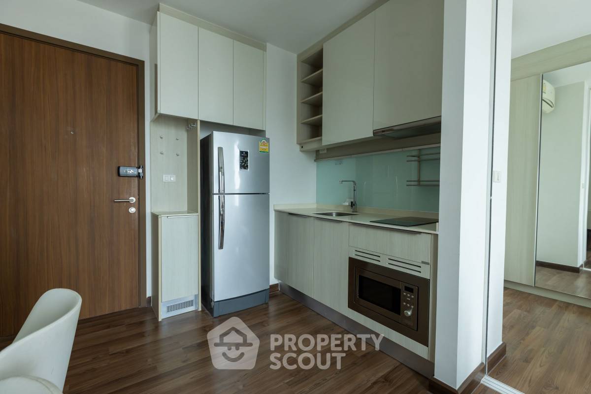 picture 1-BR Condo, 19th Floor, 28 Sqm | Chewathai Interchange Near MRT Tao Poon 📍 (ID 1433497) - 5/7
