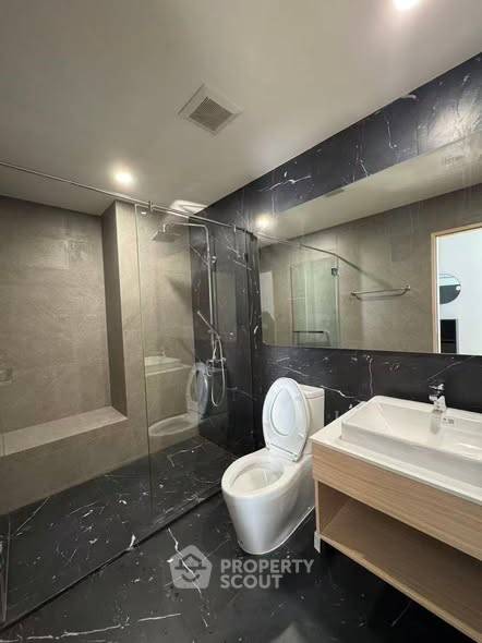 รูป คอนโด 2 ห้องนอน Skyrise Avenue Sukhumvit 64 ห่าง BTS พนาวุธ 400 ม. (ID 3054385) - รูปที่ 4/9