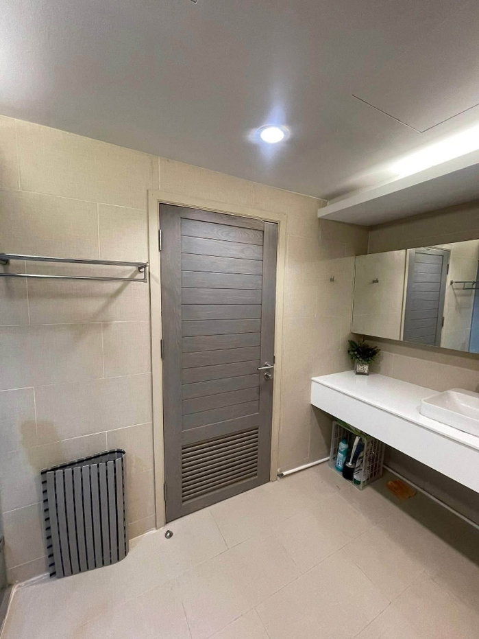 picture State Tower condo on Bang Rak Road, per square meter under 100,000 baht, river view. - 14/17