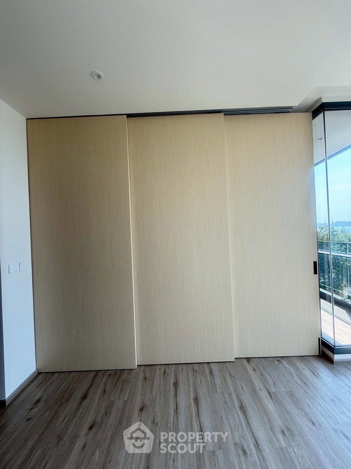 รูป คอนโด 1 ห้องนอน ให้เช่า AROM Wongamat ใกล้ Sanctuary Of Truth (ID 2188294) - รูปที่ 13/13