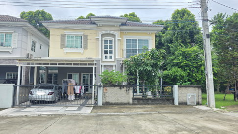 ขายบ้านถูก ม.โกลเด้นนีโอ ลาดพร้าว - เกษตรนวมินทร์ 38 ตร.ว หลังมุม ตกแต่งสวยบิ๊วอินทั้งหลังพร้อมอยู่ได้เลย วิวสวน ใก้ลคลับเฮ้าส์