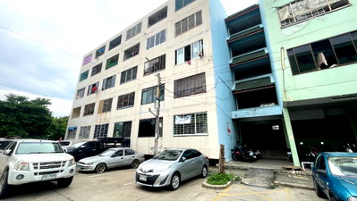 Condos for rent : FOR RENT! Spacious 1st-Floor Unit at Kheha Rom Klao (Rom Klao Housing Estate). Easy access and convenient transportation!