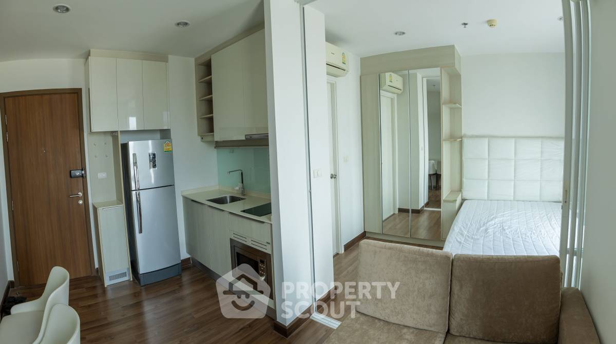 picture 1-BR Condo, 19th Floor, 28 Sqm | Chewathai Interchange Near MRT Tao Poon 📍 (ID 1433497) - 7/7