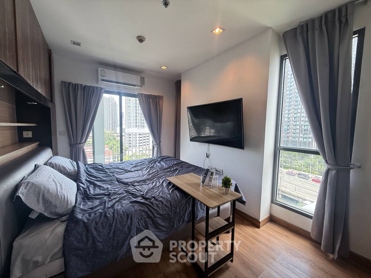 picture 2-BR Condo Ideo Mobi Rama 9, 200m to MRT Phra Ram 9 (ID 1405377) - 7/16