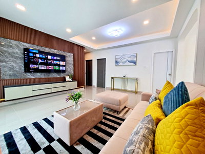 เช่าบ้านเดี่ยว ชลบุรี : Modern 3-Bedroom Corner House for Rent in East Pattaya