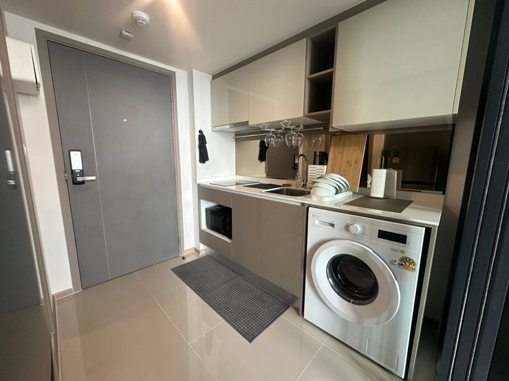 รูป  🏡 Ideo Rama 9 Asok ชั้น 33 ใจกลางย่าน New CBD 37 ตร.ม. 2 ชั้น เพดานสูง 4.25 เมตร  - รูปที่ 17/33