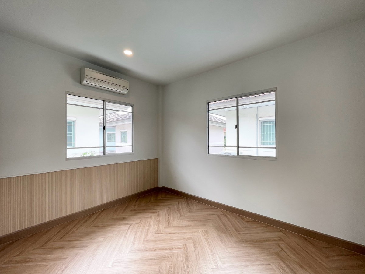 รูป ขาย บ้านเดี่ยวรีโนเวทใหม่ พร้อมพัฒน์ 1 หทัยราษฎร์ 39 แต่งสไตล์ MUJI Minimal พร้อมเข้าอยู่ ราคาคุ้มกว่าหลังอื่น - รูปที่ 26/34