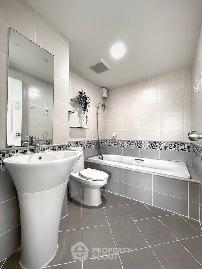 picture 2-BR Condo At Waterford Sukhumvit 50, Near BTS On Nut (ID 1872592) - 5/13
