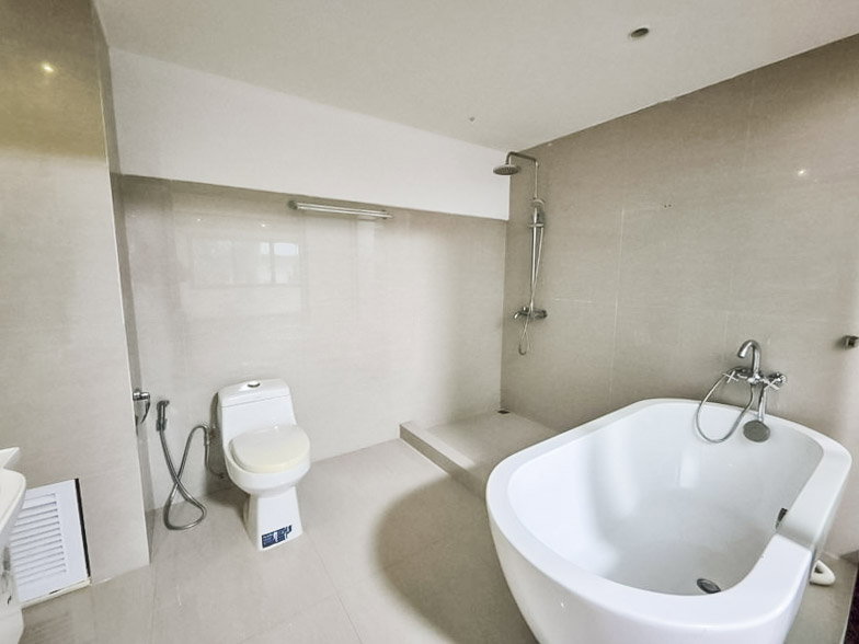 รูป Beachfront Townhouse for Sale Dongtan Beach Pattaya - รูปที่ 12/15