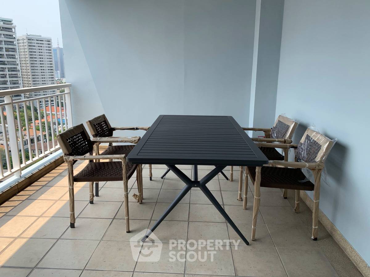 picture 2-BR 140 Sqm High-Floor Condo At Wilshire, BTS Phrom Phong (ID 513000) - 9/9