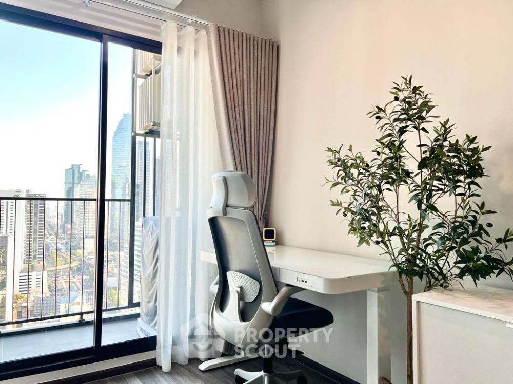 picture 1-BR 34 Sqm, 33rd-Floor At Ideo Chula Samyan Near MRT Sam Yan (ID 1405196) - 4/15