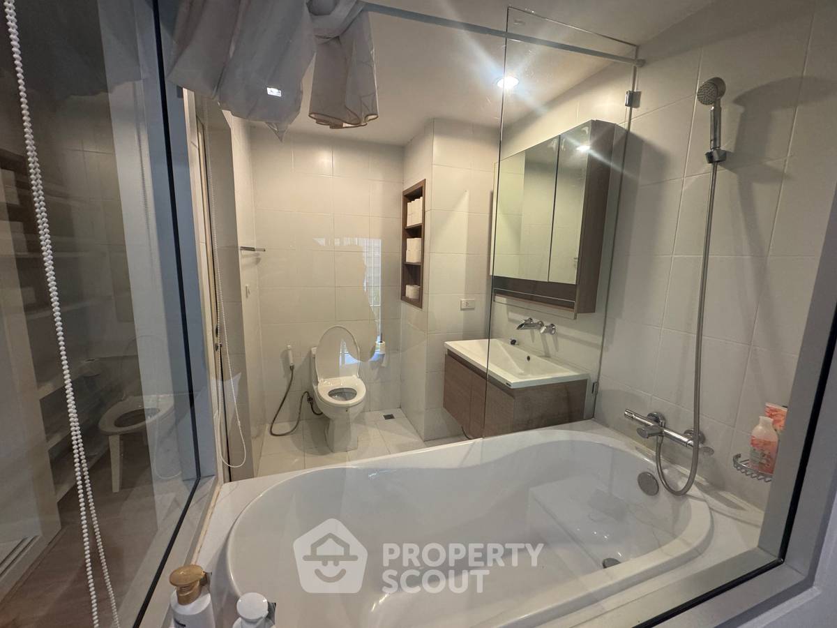 picture 1-BR 68 Sqm Condo At Millennium Residence Sukhumvit near BTS Asok (ID 3155508) - 4/6