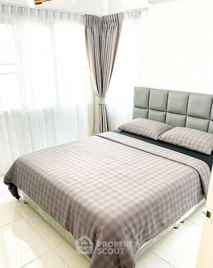 รูป บ้าน 3 ห้องนอน ขาย ใน หมู่บ้าน Ruen Pisa Village นาจอมเทียน พัทยา (ID 3153862) - รูปที่ 6/12