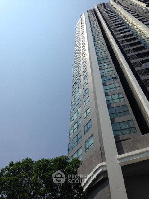 picture 2-BR Condo In Rhythm Sukhumvit 44/1, High-Floor, 70m To BTS Phra Khanong (ID 3135125) - 7/20