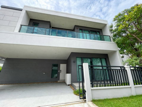 House for Rent – Centro Bangna 4 BR | 56 sq.w. Bangna km.8, Samut Prakarn