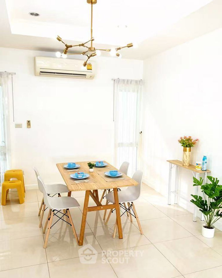 รูป บ้าน 3 ห้องนอน ขาย ใน หมู่บ้าน Ruen Pisa Village นาจอมเทียน พัทยา (ID 3153862) - รูปที่ 5/12