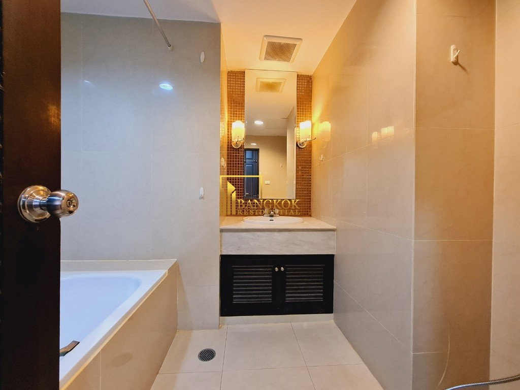 รูป Lake Green | Comfortable 2 Bedroom Condo For Rent in Nana - BR3310CD - รูปที่ 18/19