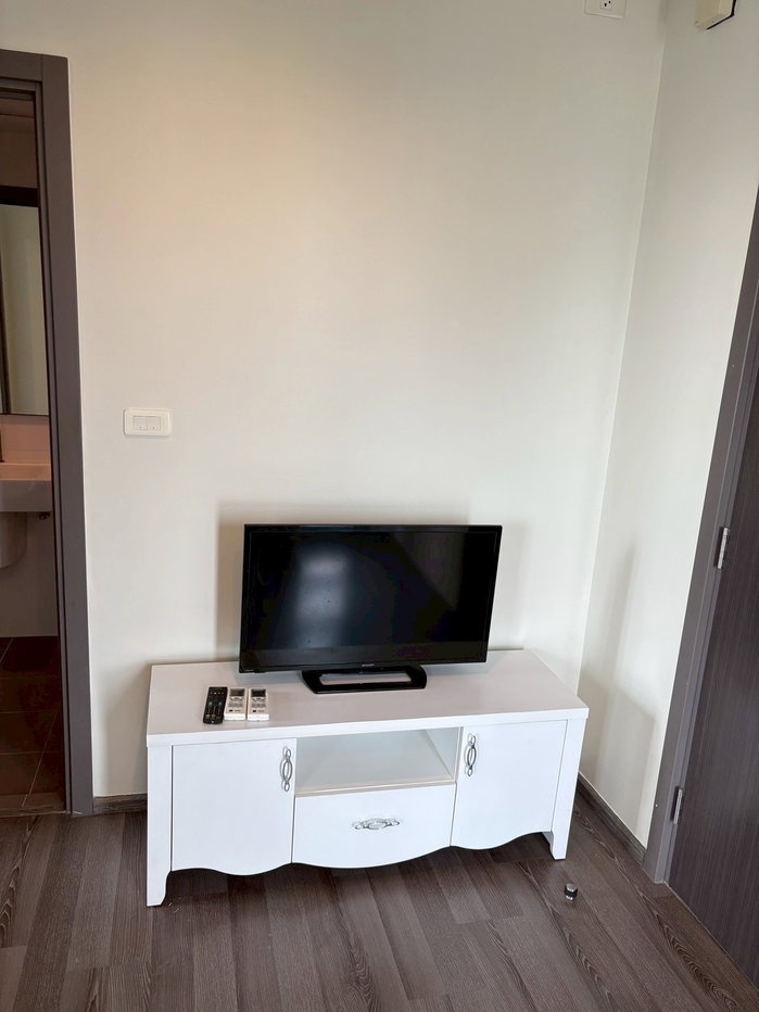 picture Condo For Rent!!The Base Park East - 3/10