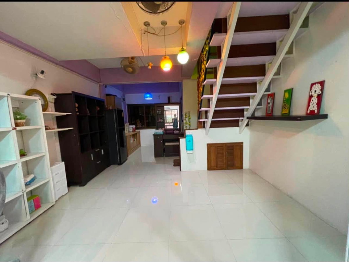 รูป บ้านทาวน์เฮาส์ใจกลางพัทยา ทำเลทองโซนพัทยากลาง ใกล้สุขุมวิท 2ห้องนอน 2ห้องน้ำ - รูปที่ 13/13