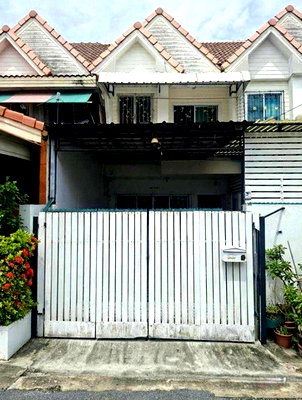 ทาวน์โฮม สายไหม อเวนิว : ขายด่วน! ทาวน์เฮ้าส์ 2 ชั้น หมู่บ้านรัชธานี 6 (สายไหม 56/2) 2ห้องนอน 2ห้องน้ำ 17ตร.ว. ติดถนน Main ในโครงการ 