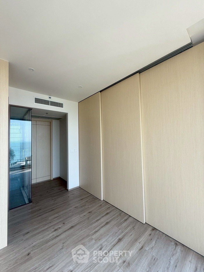 รูป คอนโด 1 ห้องนอน ให้เช่า AROM Wongamat ใกล้ Sanctuary Of Truth (ID 2188294) - รูปที่ 12/13