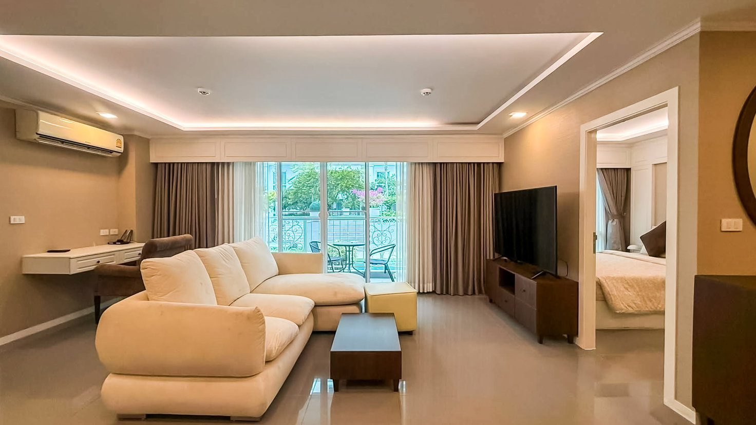 picture 2 Bedroom Condo for Sale The Orient Resort and Spa Jomtien - 2/12
