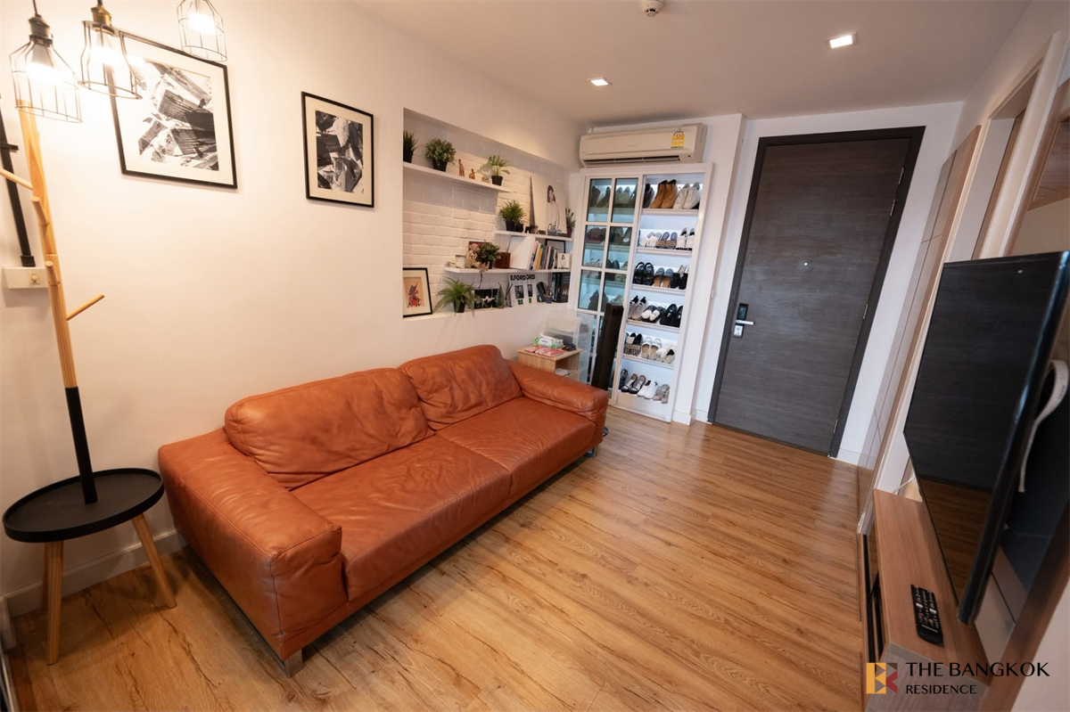 picture Rhythm Phahol - Ari near BTS Sena Ruam Full-featured common area - 3/10