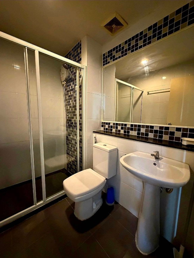 รูป 🟢ER26356 🟢ให้เช่า / For Rent Regent Home 15 Chaengwattana 💰 ราคา 8,500 บาท/เดือน - รูปที่ 9/10