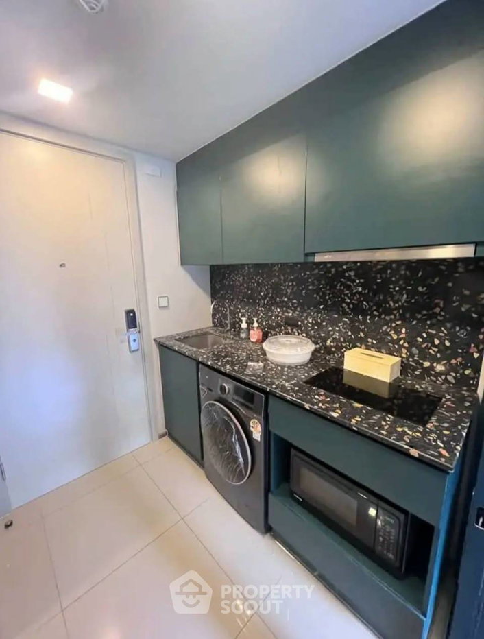 picture 1-BR Condo At The Base Sukhumvit 50, 6th Floor • BTS On Nut (ID 2683500) - 4/6