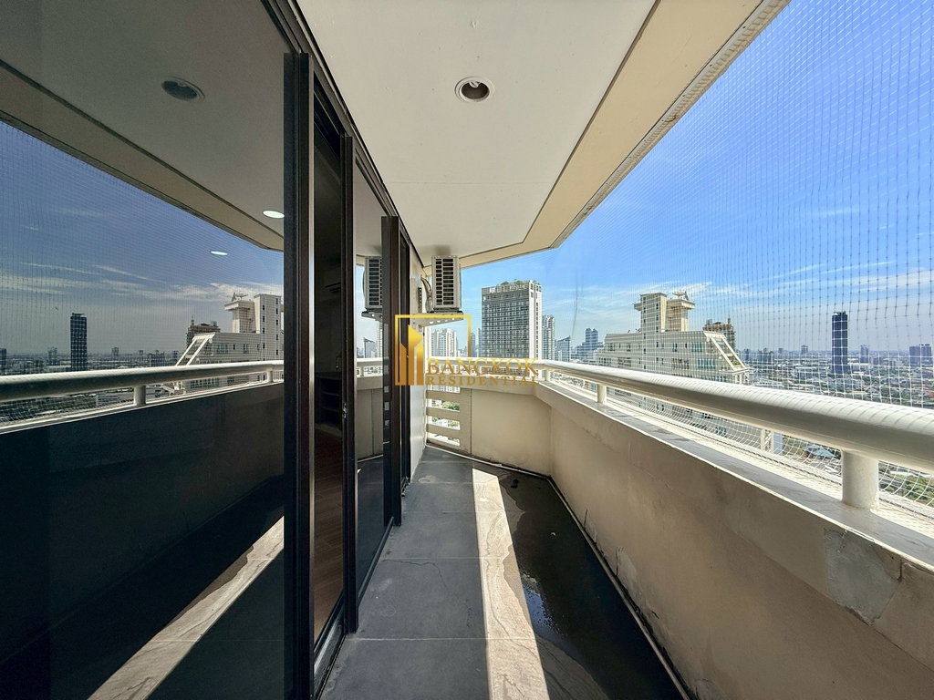 picture Baan Suanpetch | Renovated 3 Bedroom Condo in Sukhumvit 39 - BR15652CD - 9/33